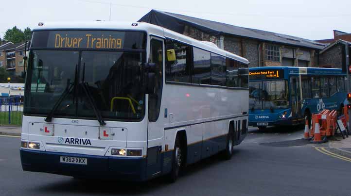 Arriva Shires DAF SB3000 Plaxton driver trainer 4362